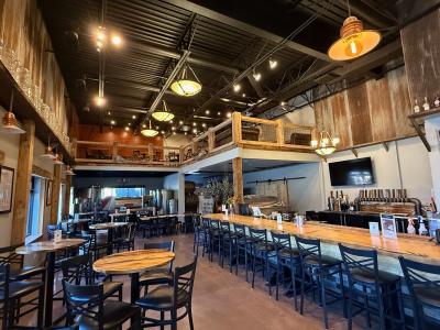 Deep Roots Winery interior