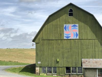 Edgeley Grove Barn Quilt