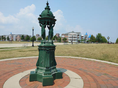 Wallace Fountain in HarborPark