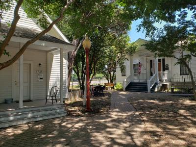 Chestnut Square schoolhouse-Faires House