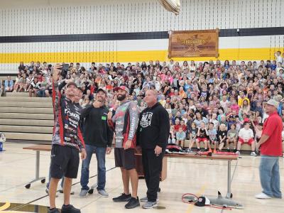 Major League Fishing