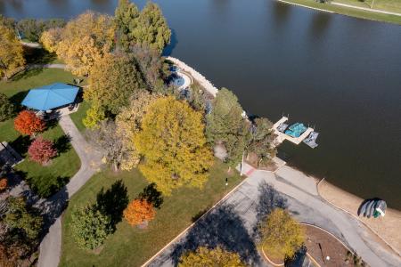 Volkening Lake in the fall