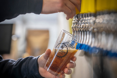 Beer pour from Lindgren Brewery