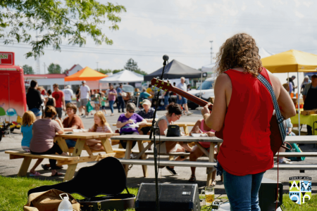 Live entertainment at the Avon Farmers Market (Photo courtesy of Town of Avon Parks & Recreation)