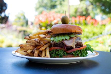 The Rancher's Club Burger