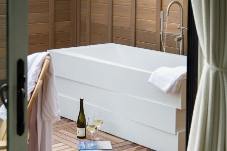 Deep soaking tub in the Fenway Suite at Weekpaug Inn