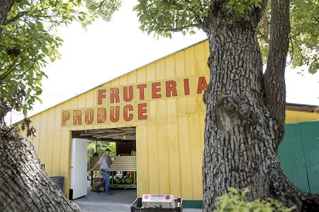 El Rancho Fruteria in Arcadia