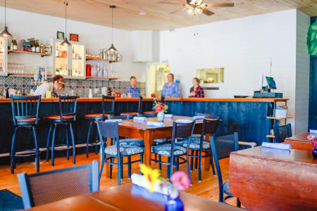 Clover Harvest interior