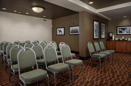 Hampton Inn Meeting Room