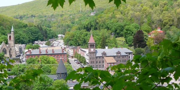 Things To Do In The Poconos Outdoor Adventure Waterfalls More
