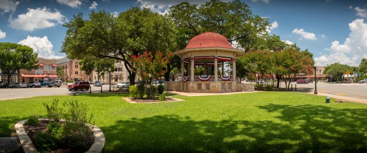 Main Plaza Downtown New Braunfels