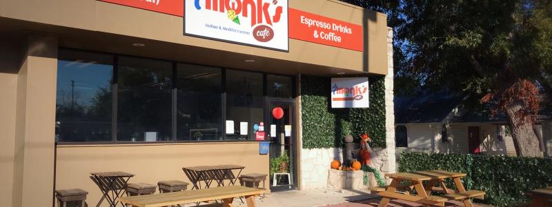 7 Monks Café - Outside