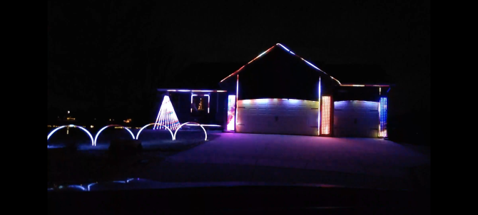 We Sleigh Family Lights