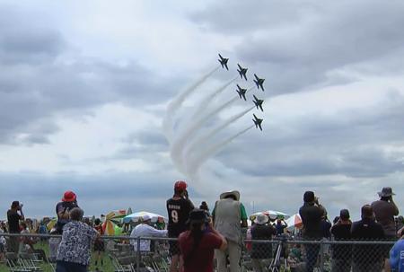 The Navy Blue Angels performing at the 2022 CenterPoint Energy Dayton Air Show