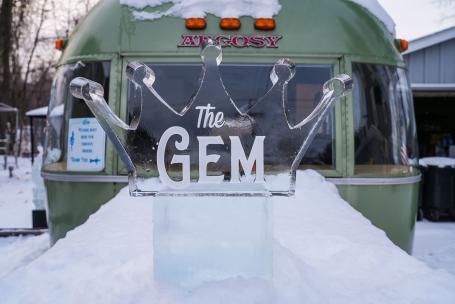 The Gem Ice Bar - Crown Sculpture