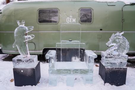 The Gem Ice Bar - Throne