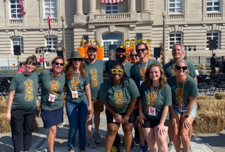 Volunteer with Main Street