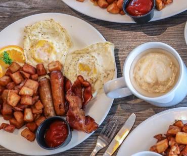 Breakfast in Punta Gorda/Englewood Beach