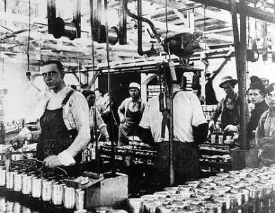 The Cannery Workers in 1909