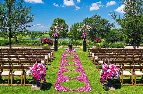 Outdoor wedding set up at The Westin Stonebriar Golf Resort & Spa