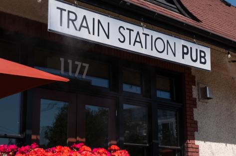 Train Station Pub