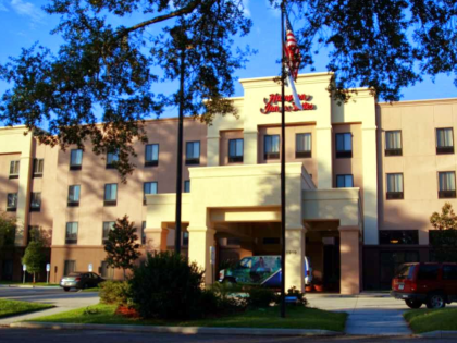 Hampton Inn & Suites