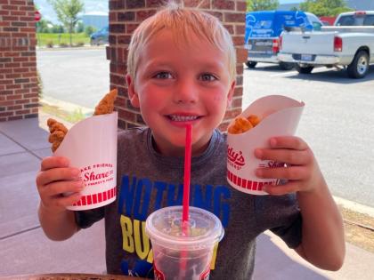 BeSomewhereSunny Freddy's