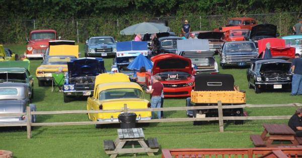 Friday Night Cruise in at Rip Rap