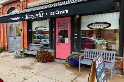 Maxwells Chocolates & Ice Cream