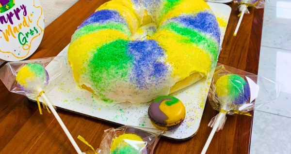 king cake header