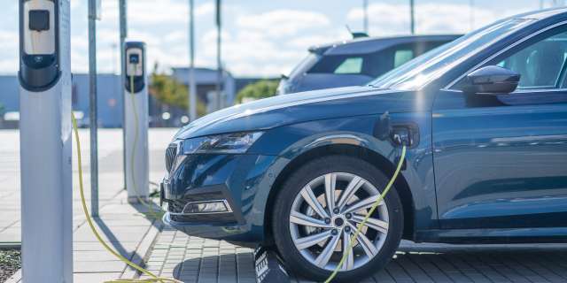 Electric Vehicle (Car) Charging Station