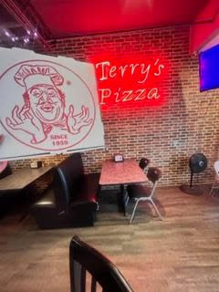 Terry's PIzza