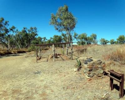 old-halls-creek-matthew-hobbs