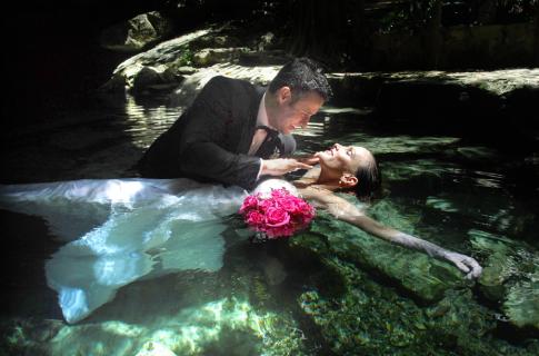 Ceremonia en Cenote