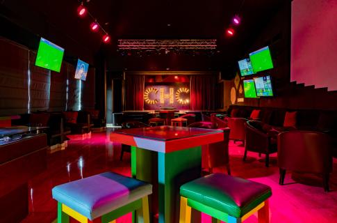Sports bar Crazy Hot Coyote