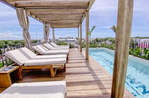 Pool by the terrace