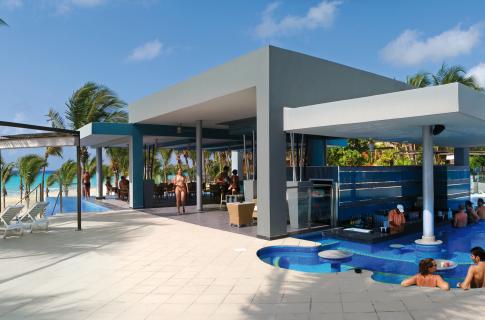 RIU Yucatan - 2 Swim-up bar