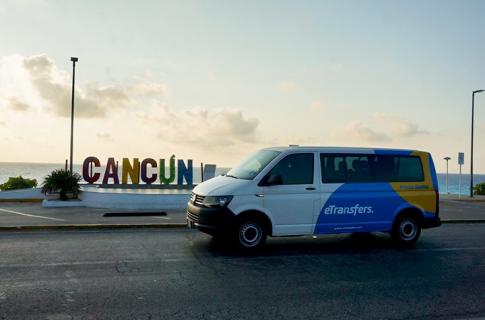 Camioneta en Cancun Spot
