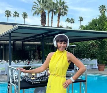 Mod DJ Girl