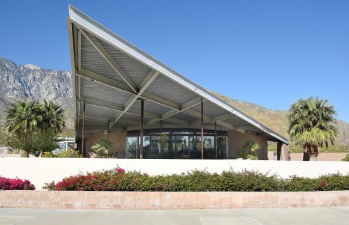 Tramway Gas Station now visitor center by Albert Frey