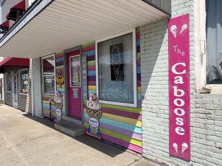 Exterior view of "The Caboose", an ice cream shop in Orbisonia, PA