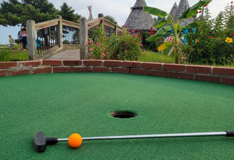 Mini Golf Listing Photo