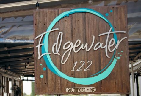 Edgewater 122 Sign