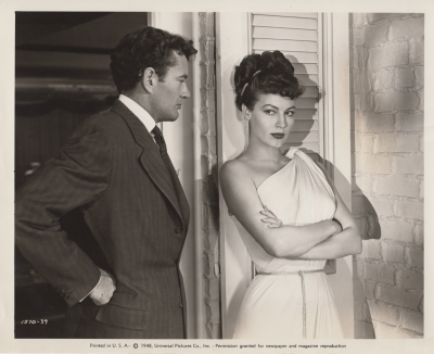 Still from One Touch of Venus showing Robert Walker and Ava Gardner in the film