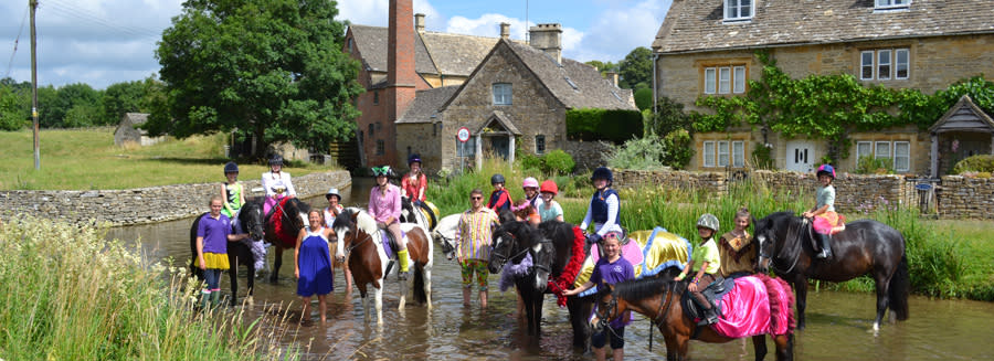 Bourton Vale Equestrian Centre