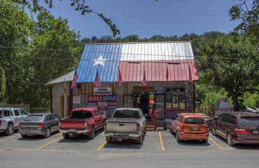 Lone Star Float House & Grill