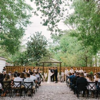 Outdoor wedding at The Venue in Slidell