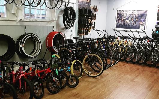Pawn shops that sell bikes best sale near me