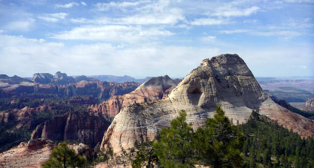 White mountain in ZionNational Park