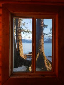 Tonsina Cabin
